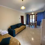 Studios&apartments Thomas * 바실리키