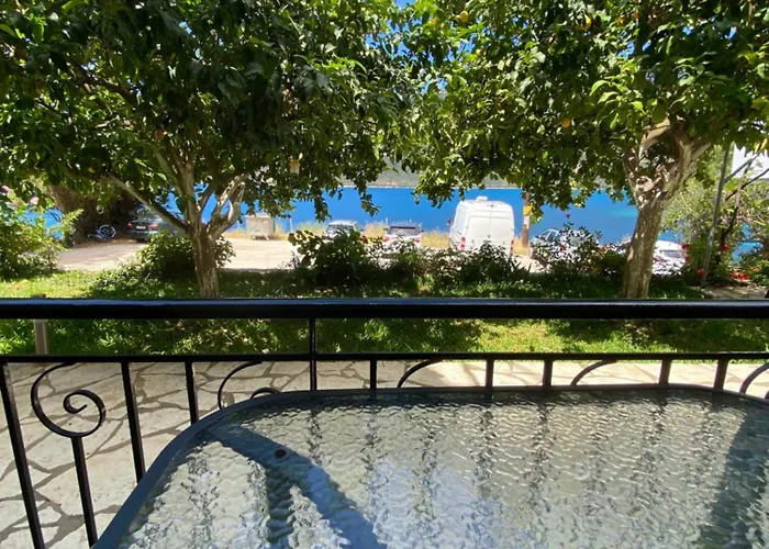 Studios&apartments Thomas * Βασιλική