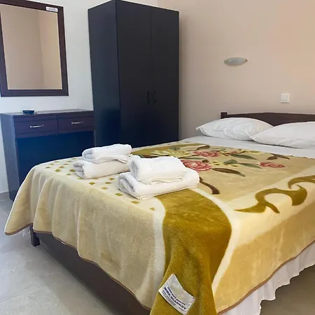 Studios&apartments Thomas Βασιλική